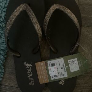 Reef flip flops